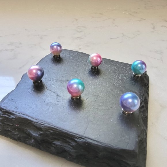 Mermaid Ombre Pearl Magnet Set - Classy & Elegant Fridge Magnets - Picture 8 of 9